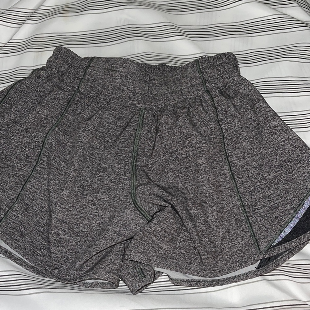 lululemon hotty-hot